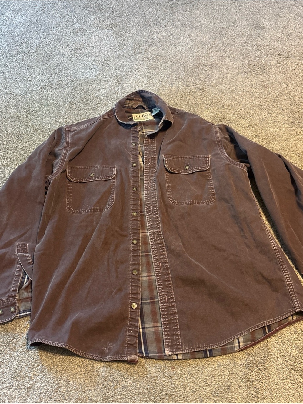 L.L. Bean Men's Flannel Lined Shirt Mens M maroon Button-Up Shacket Workwear